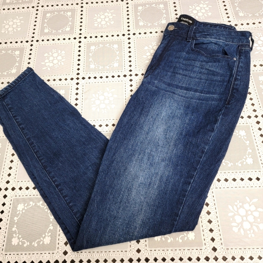 Bebe high rise skinny jeans size 29